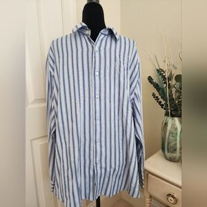 Men's Van Heusen Button Up Dress Shirt Size 17 - 17 1/2 / Equivalent to XL